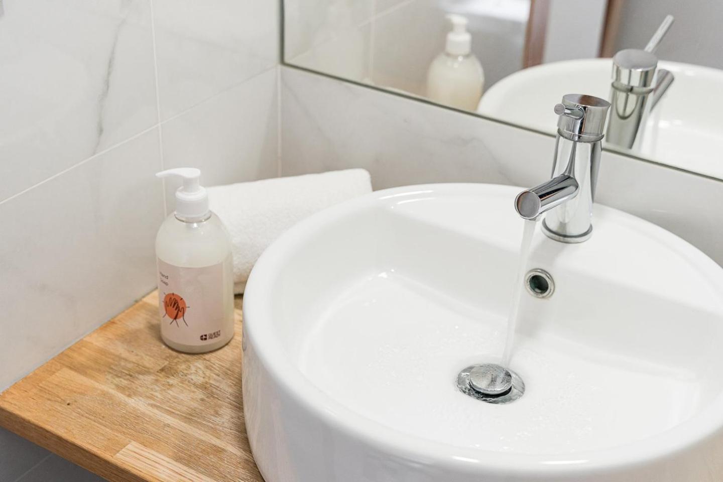 Guestready - Bright Duplex In Downtown Hotel Porto Ngoại thất bức ảnh
